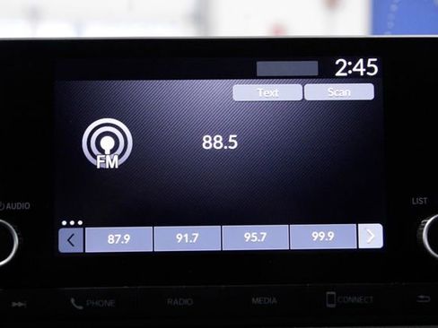 Certified 2023 Honda CR-V Sport image 32