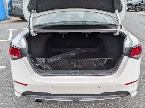 Used 2023 Nissan Sentra SR w/ Electronics Package FWD image 14