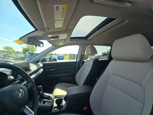 Used 2024 Honda CR-V EX image 15