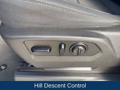 Used 2021 Chevrolet Silverado 1500 LT Trail Boss w/ Bed Protection Package AWD/4WD image 15
