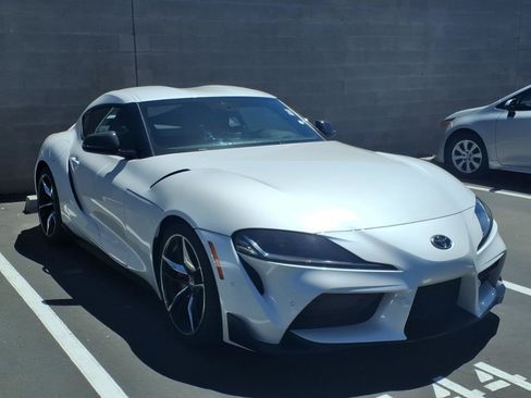 Used 2022 Toyota Supra Premium w/ Driver Assist Package RWD image 2