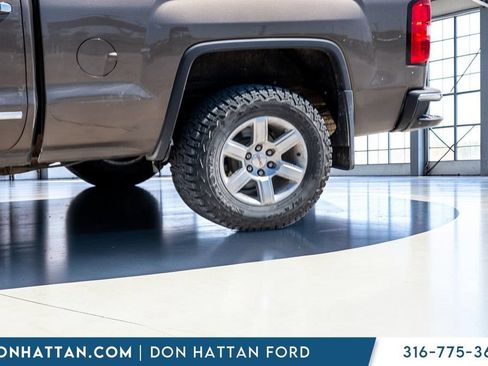 Used 2014 GMC Sierra 1500 SLT w/ SLT Preferred Package AWD/4WD image 30
