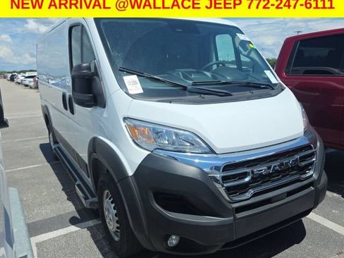 Used 2025 RAM ProMaster 2500 w/ U-Haul Equipment Group FWD image 1