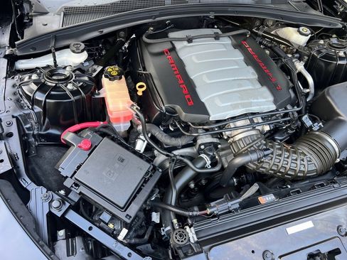 Used 2019 Chevrolet Camaro SS image 39