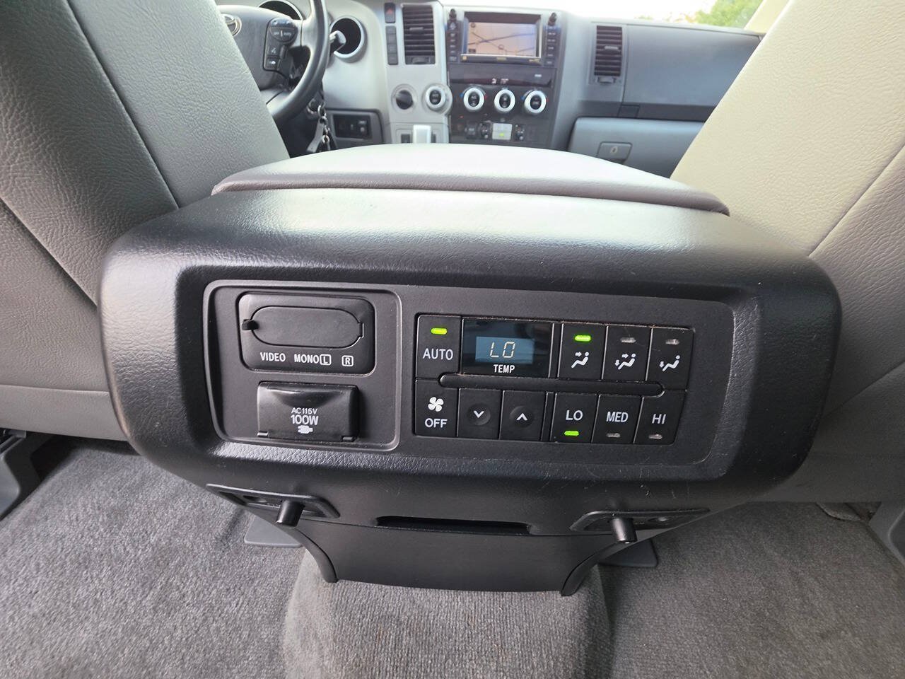 Used 2008 Toyota Sequoia Platinum w/ Cold Area Pkg AWD/4WD image 38