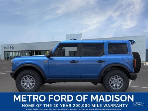 New 2025 Ford Bronco Badlands AWD/4WD image 4