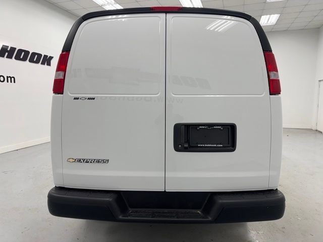 New 2025 Chevrolet Express 2500 w/ Driver Convenience Package RWD image 5