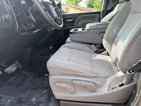 Used 2018 Chevrolet Silverado 1500 LS w/ Trailering Package AWD/4WD image 9