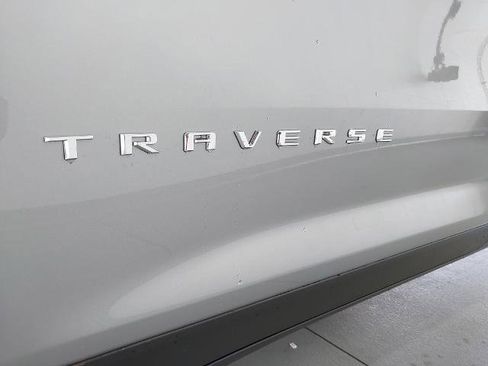 New 2026 Chevrolet Traverse LT image 32