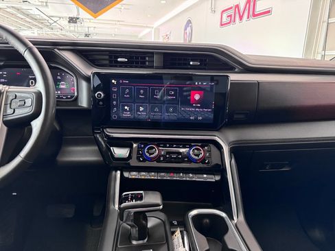 Certified 2024 GMC Sierra 1500 Denali w/ Denali Reserve Package AWD/4WD image 19
