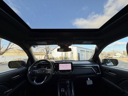 New 2026 GMC Canyon Elevation w/ Convenience Package image 31