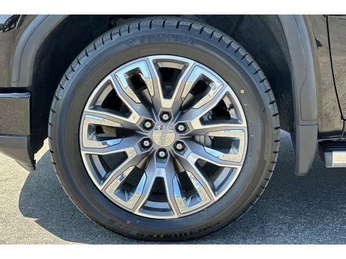 Used 2023 GMC Sierra 1500 Denali w/ Denali Reserve Package AWD/4WD image 33