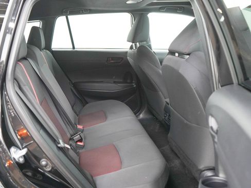 Used 2024 Toyota Corolla Cross AWD Hybrid w/ Moonroof Package image 12