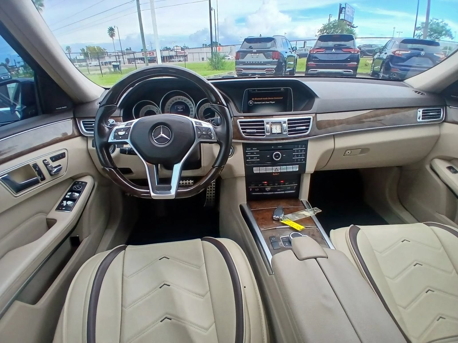 Used 2016 Mercedes-Benz E 350 Sedan image 23