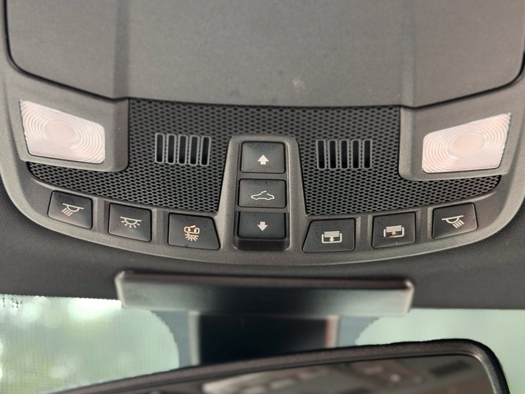 Used 2018 Ford F250 Platinum w/ Platinum Ultimate Package AWD/4WD image 26