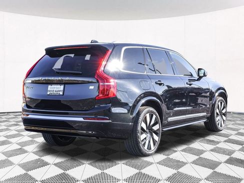 Used 2023 Volvo XC90 T8 Ultimate image 12