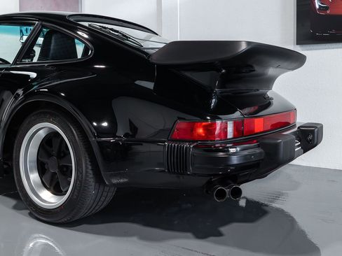 Used 1988 Porsche 911 Carrera image 4