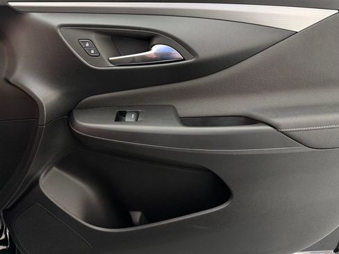 Used 2025 Buick Envista Avenir image 22