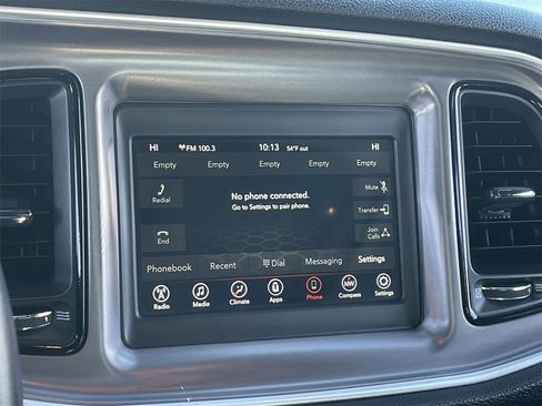 Used 2019 Dodge Challenger SXT image 24