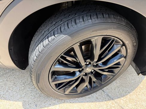 Used 2020 Kia Telluride SX w/ SX Prestige Package AWD/4WD image 9