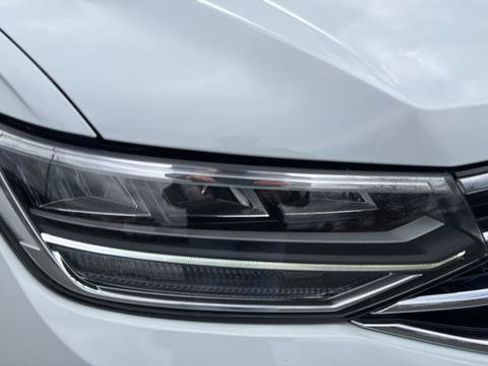 Used 2024 Volkswagen Tiguan Wolfsburg Edition AWD/4WD image 30