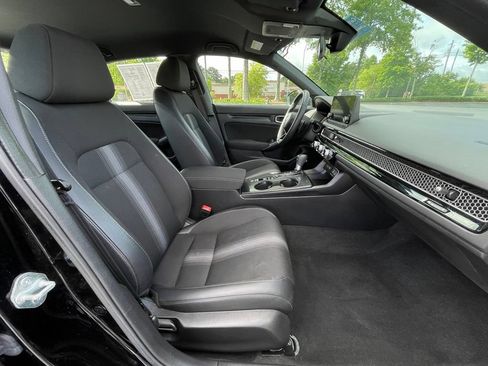 Certified 2024 Honda Civic Sport image 32