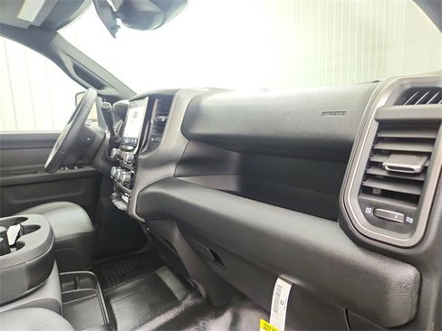 New 2026 RAM 2500 Tradesman w/ Chrome Appearance Group image 32
