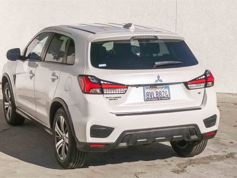 Used 2021 Mitsubishi Outlander Sport SE image 9