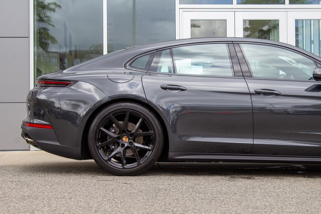 Used 2026 Porsche Panamera 4 AWD/4WD image 6