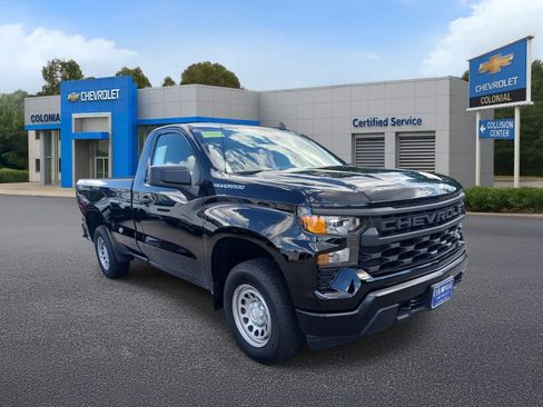 Used 2025 Chevrolet Silverado 1500 W/T w/ Trailering Package AWD/4WD image 2