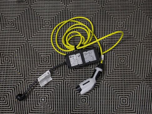 Used 2023 BMW 330e w/ M Sport Package image 10