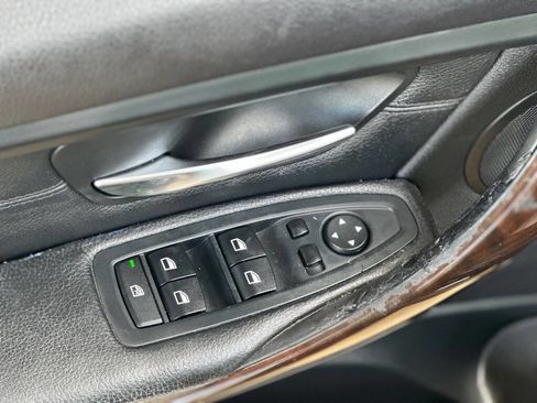 Used 2015 BMW 328i xDrive Sedan w/ Premium Package image 16