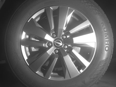 Used 2025 Nissan Pathfinder SV image 12