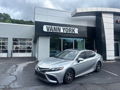 Used 2023 Toyota Camry SE