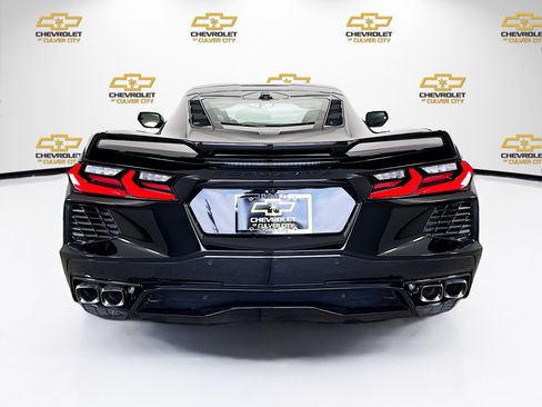 Used 2022 Chevrolet Corvette Stingray Preferred Cpe w/ Z51 Performance Package RWD image 7
