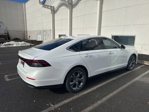 Used 2023 Honda Accord EX image 8