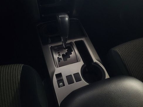 Used 2018 Toyota 4Runner SR5 RWD image 26
