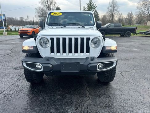 Used 2021 Jeep Wrangler Unlimited Sahara w/ Uconnect 4C Nav & Sound Group AWD/4WD image 8