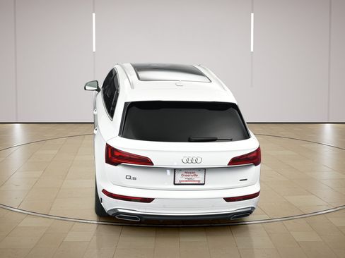 Used 2022 Audi Q5 2.0T Premium Plus AWD/4WD image 35