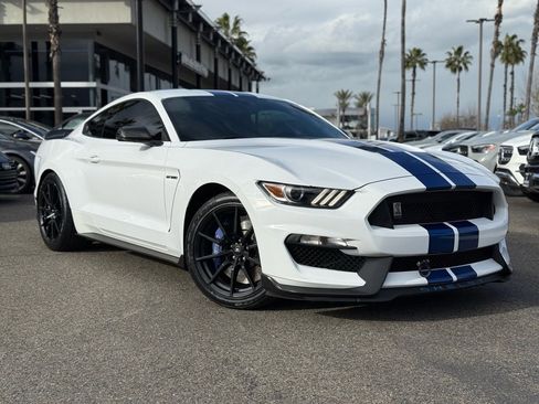 Used 2017 Ford Mustang Shelby GT350 image 1