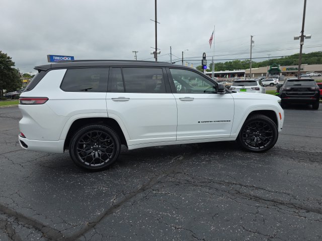 Used 2025 Jeep Grand Cherokee L Summit AWD/4WD image 8