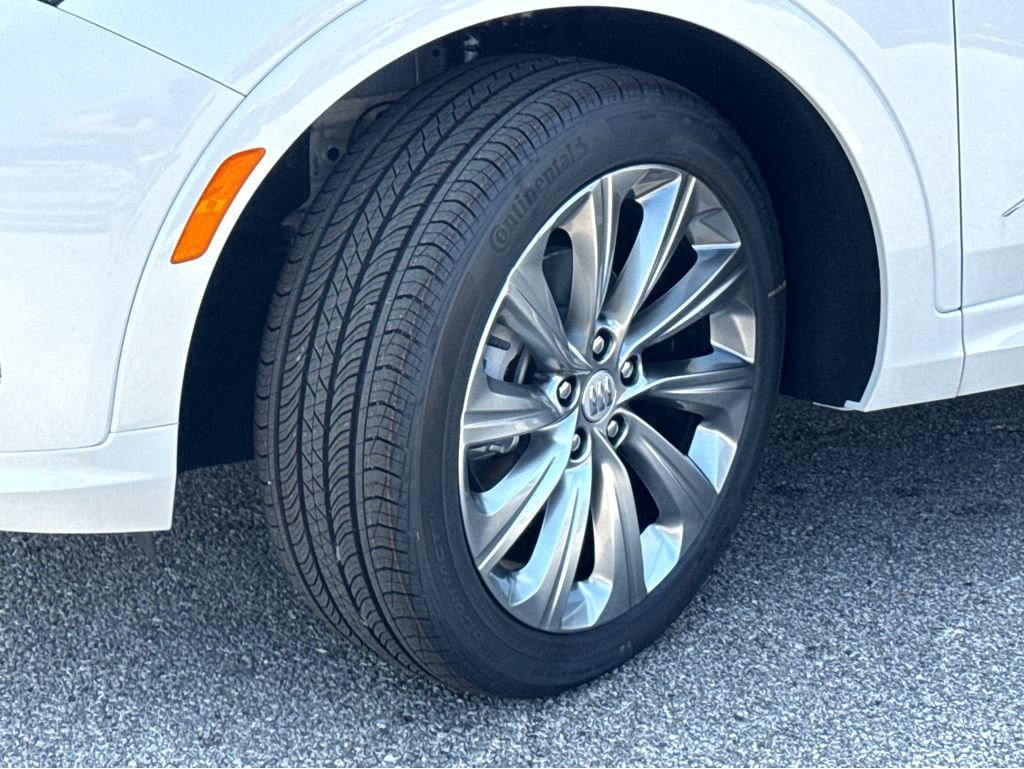 New 2026 Buick Envista Sport Touring FWD image 24
