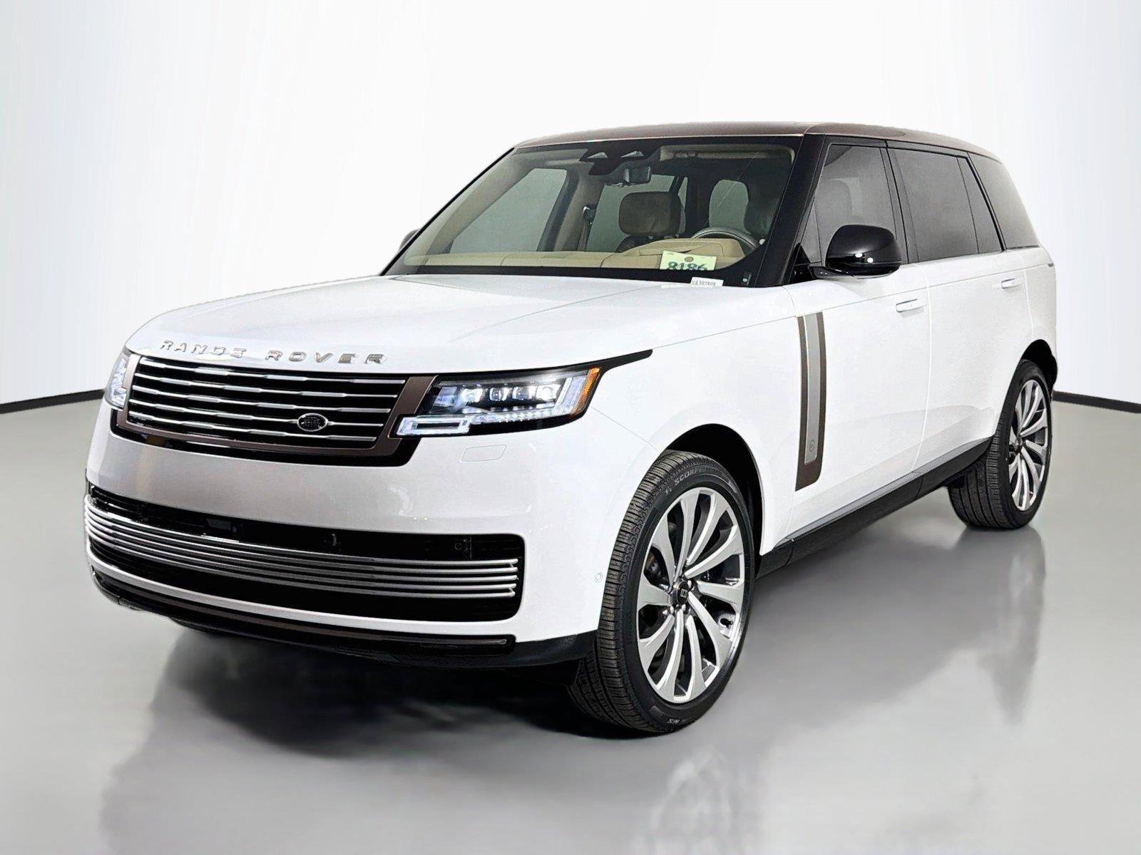 New 2027 Land Rover Range Rover SV AWD/4WD image 1