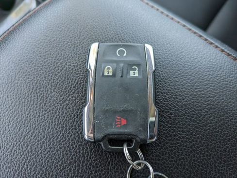 Used 2021 GMC Canyon AT4 w/ Driver Alert Package AWD/4WD image 33