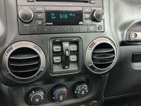 Used 2017 Jeep Wrangler Unlimited Sport w/ Quick Order Package 24S image 26