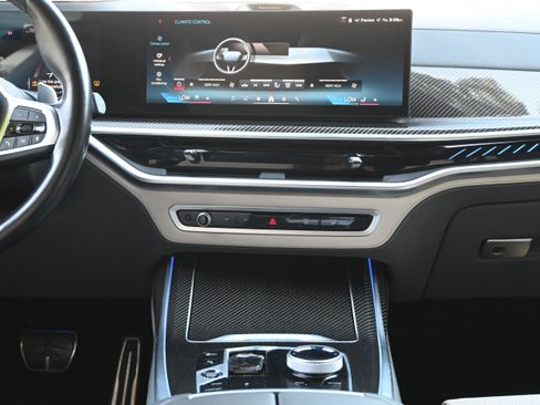 Used 2024 BMW X7 M60i w/ Executive Package AWD/4WD image 27