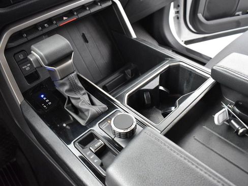 Used 2022 Toyota Tundra SR5 image 24