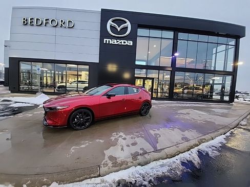 New 2026 MAZDA MAZDA3 Hatchback w/Premium Plus Pkg AWD/4WD image 10