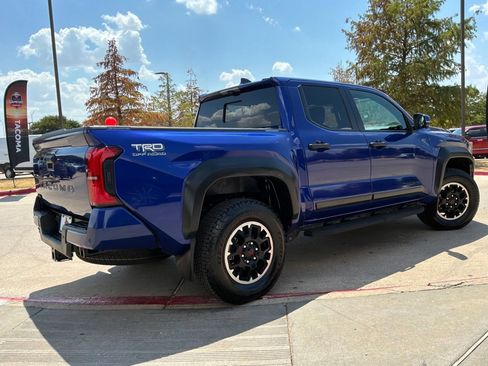 Used 2024 Toyota Tacoma TRD Off-Road w/ TRD Off Road Premium Package AWD/4WD image 6