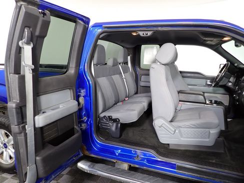 Used 2013 Ford F150 XLT w/ Mid Equipment Group AWD/4WD image 27